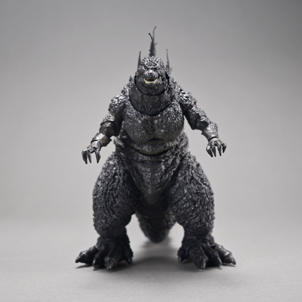 SHM NECA 2023 Movie Version 1. - Model Kit Kiryu ulasan dan harga
