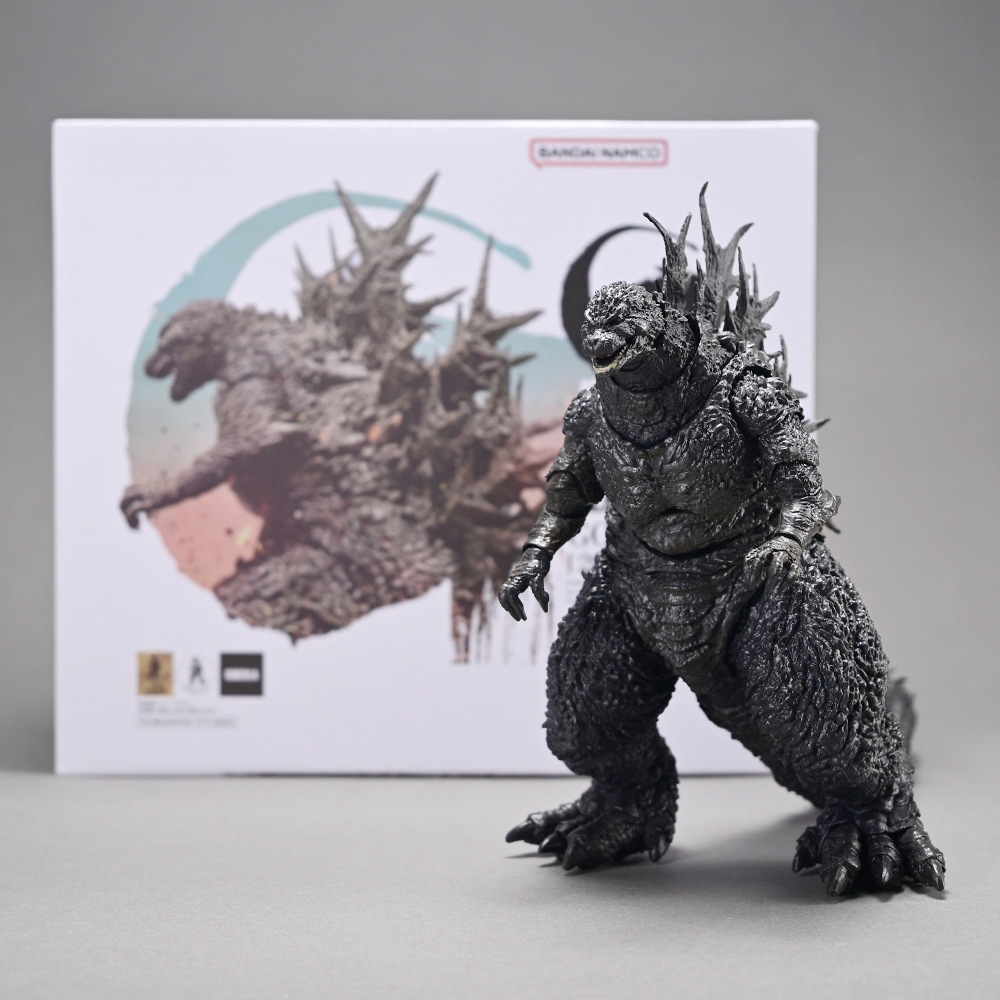 SHM NECA 2023 Movie Version 1. - Model Kit Kiryu ulasan dan harga